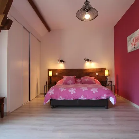 度假居 Millepertuis