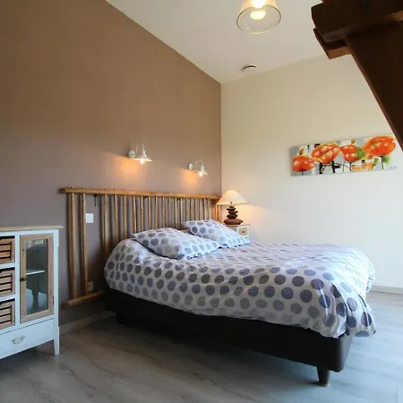 Millepertuis Holiday home *